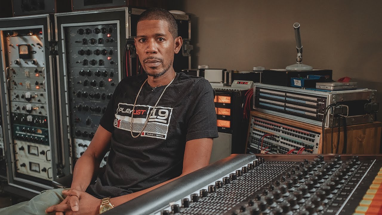 Young Guru Voli Contra "The Kudeta" Producing A Track #3