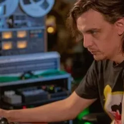 STUART WHITE - AUTOLUX "BECKER" Inside The Track 32 TUTORIAL