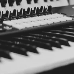 Learn Piano Chords In Three Days TUTORIAL