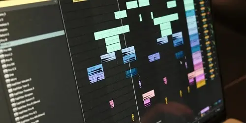 Tomorrowland Academy How to make EDM TUTORIAL