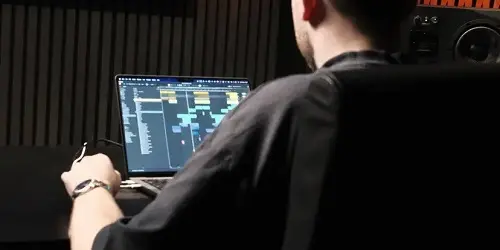 Tomorrowland Academy How to make Melodic Techno TUTORIAL